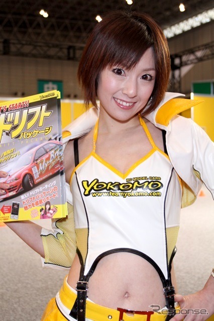 ヨコモ・コンパニオン(東京オートサロン12)