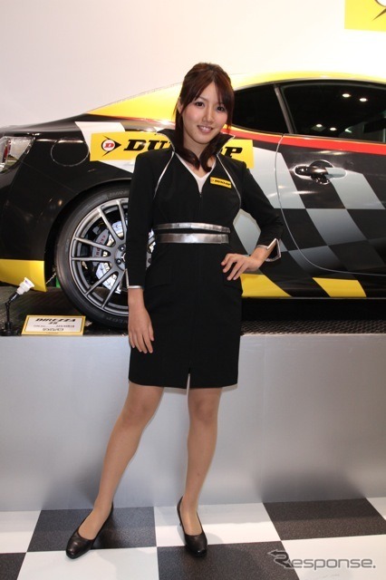 ダンロップ・コンパニオン(東京オートサロ12)