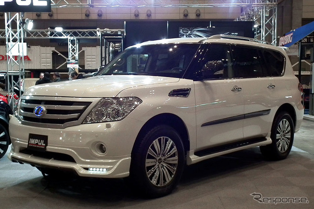 日産パトロールのIMPUL仕様(東京オートサロン12)
