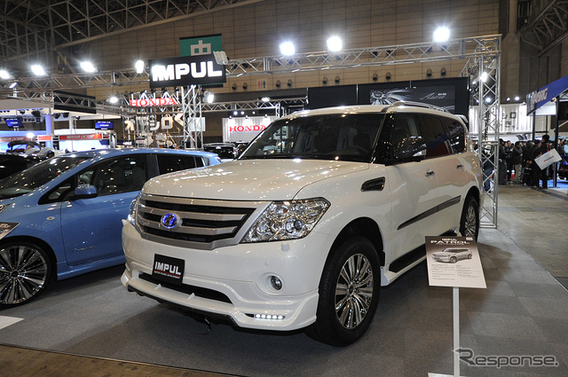 日産パトロールのIMPUL仕様（東京オートサロン12）