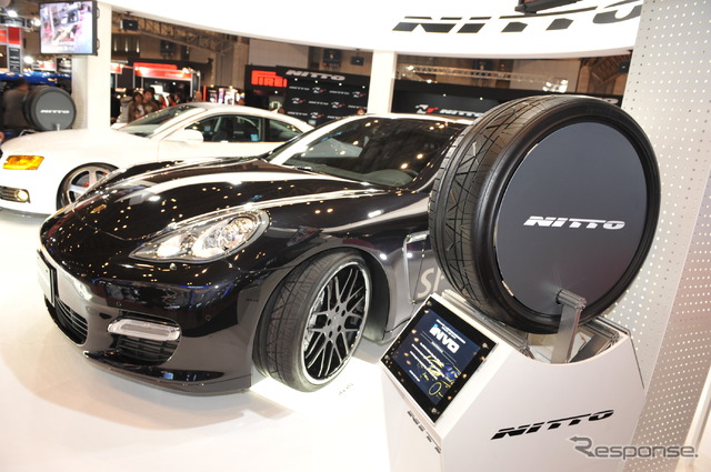 東洋ゴムNITTO(東京オートサロン12)