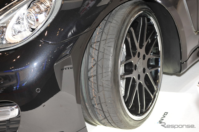 東洋ゴムNITTO(東京オートサロン12)