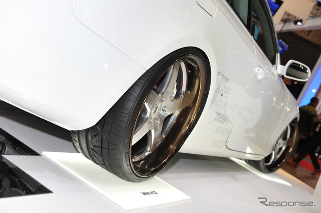 東洋ゴムNITTO(東京オートサロン12)