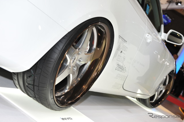 東洋ゴムNITTO(東京オートサロン12)