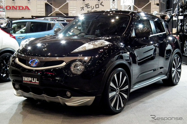日産ジュークのIMPUL仕様（東京オートサロン12）