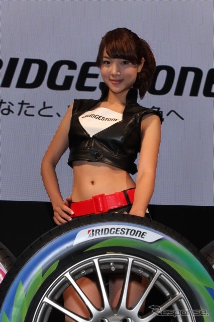 ブリヂストン・コンパニオン(東京オートサロン12)