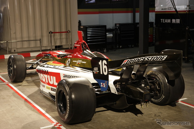 TEAM無限(東京オートサロン12)