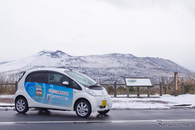 三原山とi-MiEV