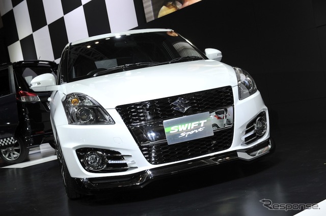 スズキ・スイフトスポーツ・カスタマイズ2012(東京オートサロン12)