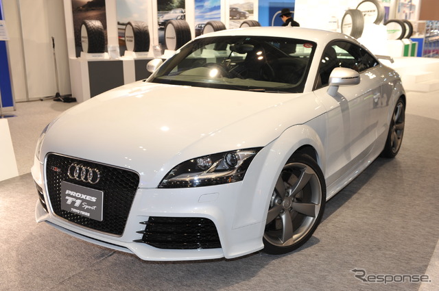 東洋ゴム TOYO TIRES(東京オートサロン12)