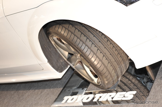 東洋ゴム TOYO TIRES(東京オートサロン12)