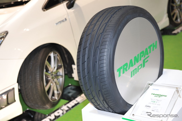 東洋ゴム TOYO TIRES(東京オートサロン12)