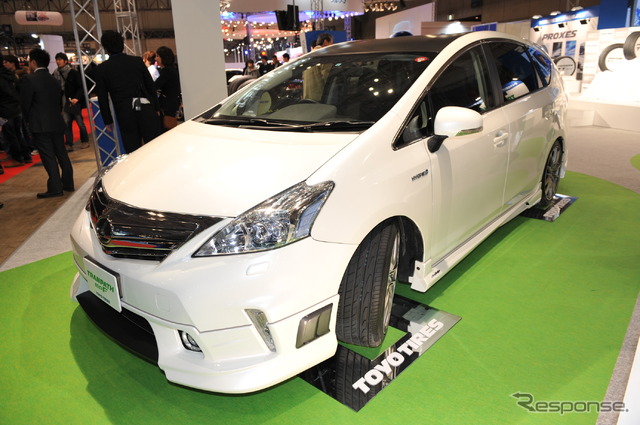 東洋ゴム TOYO TIRES(東京オートサロン12)