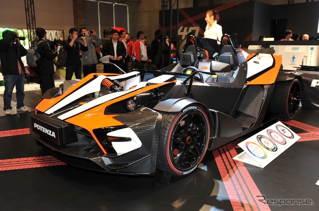 ブリヂストン(東京オートサロン12)