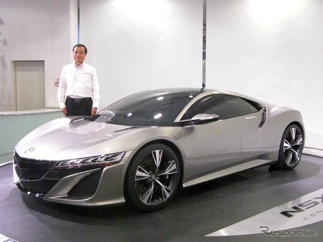 ホンダNSXコンセプトと伊東社長
