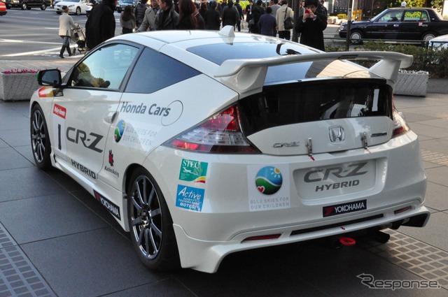 青山本社に展示された ホンダ CR-Z Sports & Eco 仕様