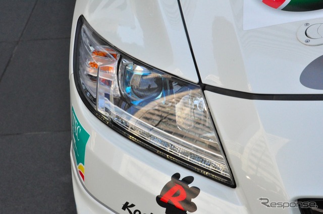青山本社に展示された ホンダ CR-Z Sports & Eco 仕様