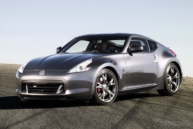 現行日産370Z（日本名：フェアレディZ）