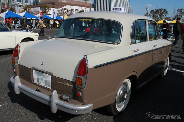 日産ブルーバード1200DX