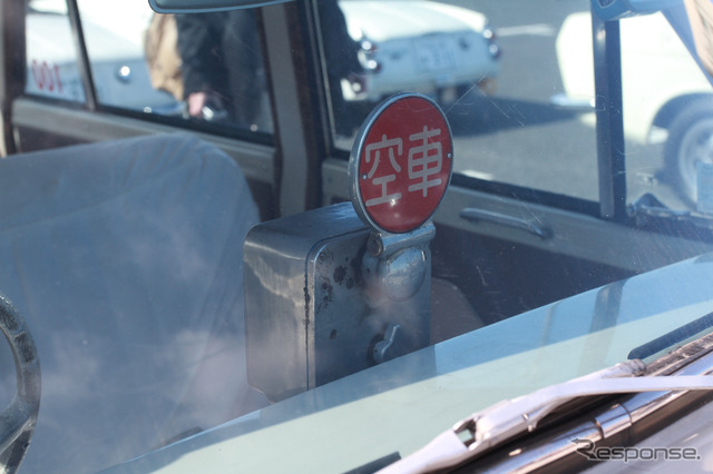 日産ブルーバード1200DX