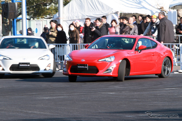 トヨタ86(2月2日、幕張メッセ特設コース)