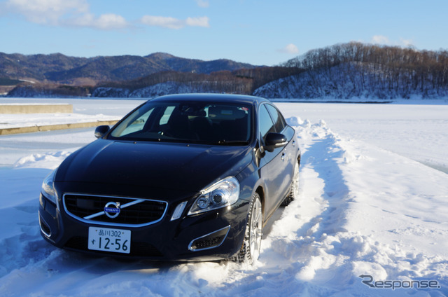 ボルボS60で冬の北海道を走破