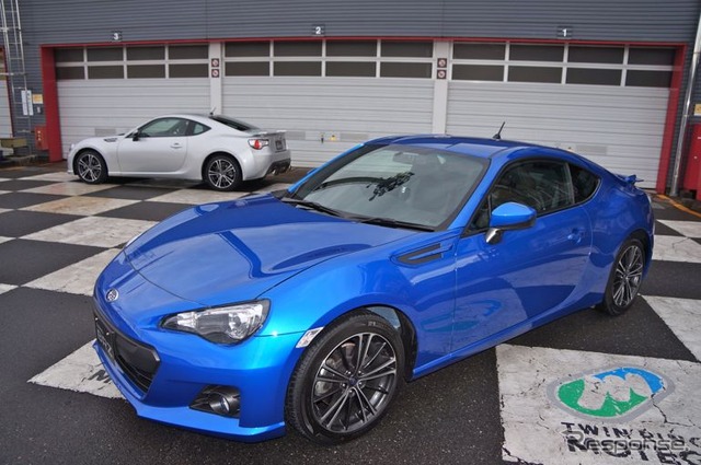 スバル BRZ