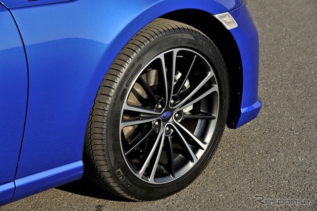 スバルBRZ