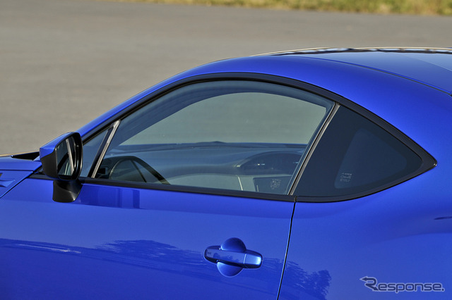 スバルBRZ