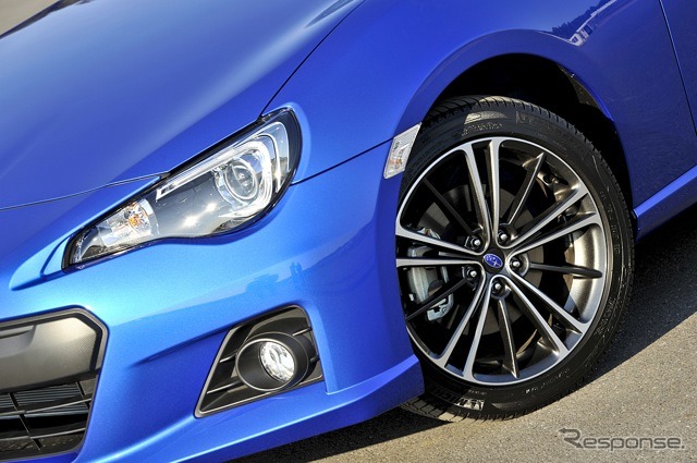 スバルBRZ
