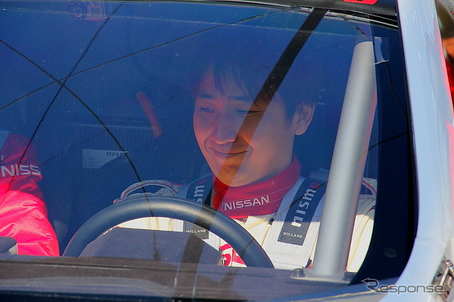 リーフNISMO RCの渡り初めは松田次生氏がドライブ