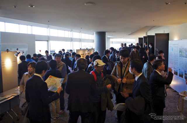 「全国学校・園庭ビオトープコンクール2011」の発表会、および表彰式が12日おこなわれた(東京・津田ホール)