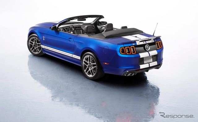 フォードマスタング シェルビーGT500コンバーチブル(シカゴモーターショー12)