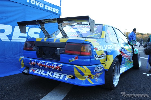 アップガレージ トヨタ 86 D1仕様(東京オートサロン12)