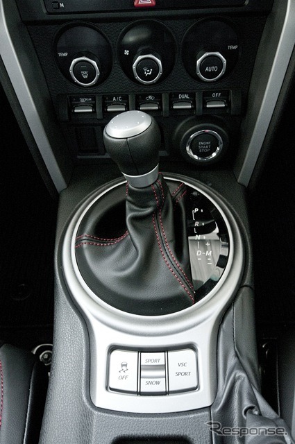 スバルBRZ