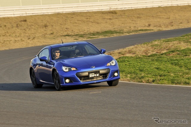 スバルBRZ