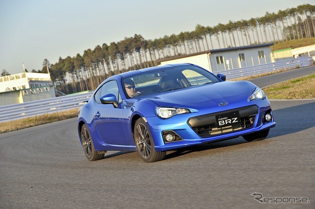 スバルBRZ