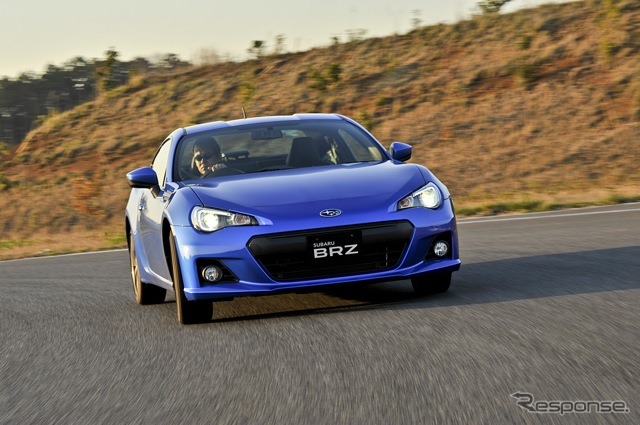 スバルBRZ