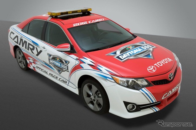 新型トヨタ・カムリのデイトナ500ペースカー(シカゴモーターショー12)