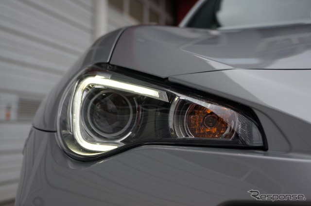 スバルBRZ