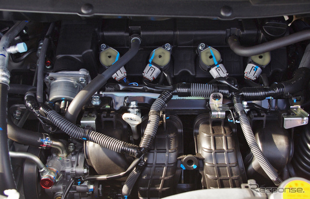 三菱 デリカD:5 2リットルMIVECエンジン搭載車（2WD）