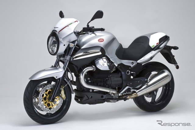 モトグッツィ 1200 Sport 4V