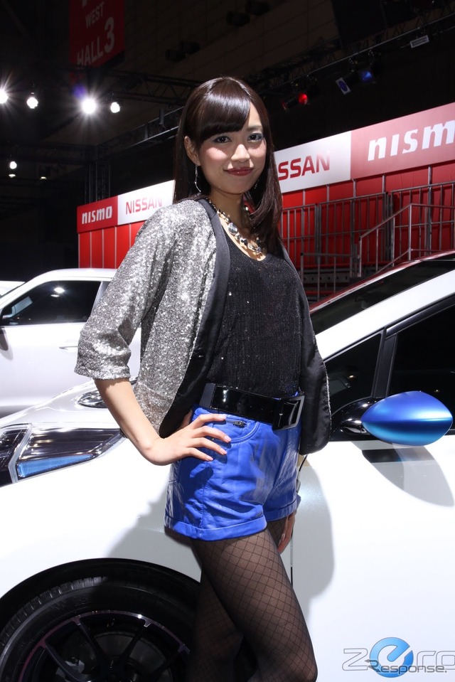 日産 コンパニオン(東京オートサロン12)