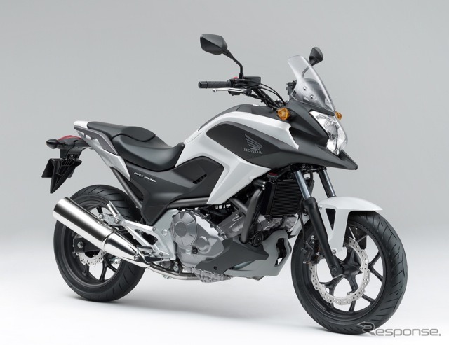 ホンダNC700X(ニューミッドコンセプト第1弾)