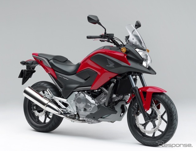 ホンダNC700X(ニューミッドコンセプト第1弾)