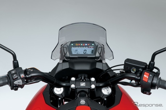 ホンダNC700X(ニューミッドコンセプト第1弾)