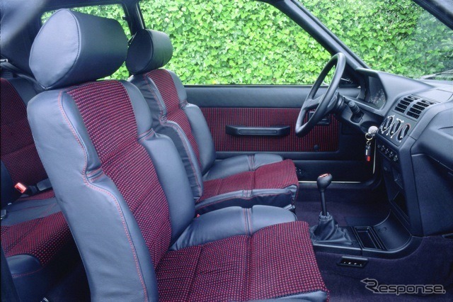 プジョー205GTi