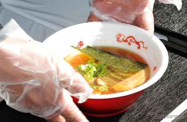 「養老ラーメン」(名神・養老SA上り)
