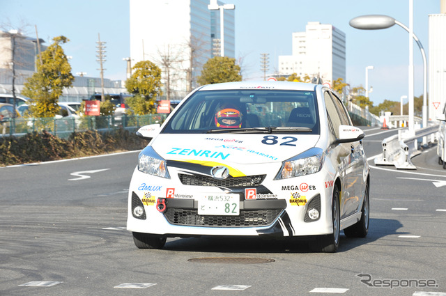 Team UKYOの2012年新体制発表では、デモランも行なわれた
