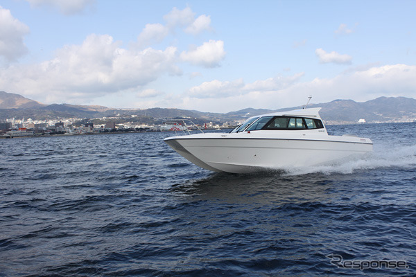 日産マリーン・サンキャット26II